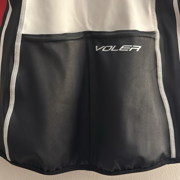 sport tank color black with white front zipper size medium voler - Picture 5 of 7